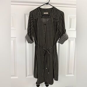 41 Hawthorn Black and Tan Geometric Tie-Waist Shirt Dress